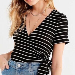 Urban outfitters Bailey black and white wrap top